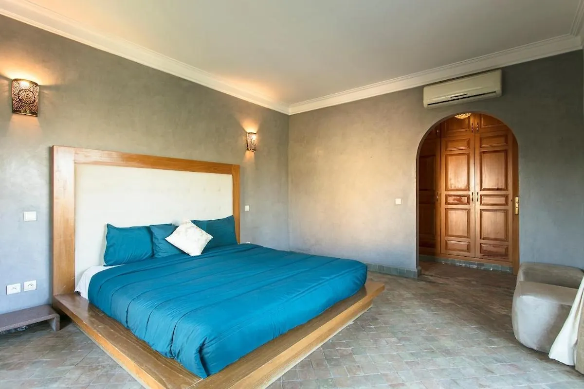 Your Traditional Marrakchi Villa مراكش
