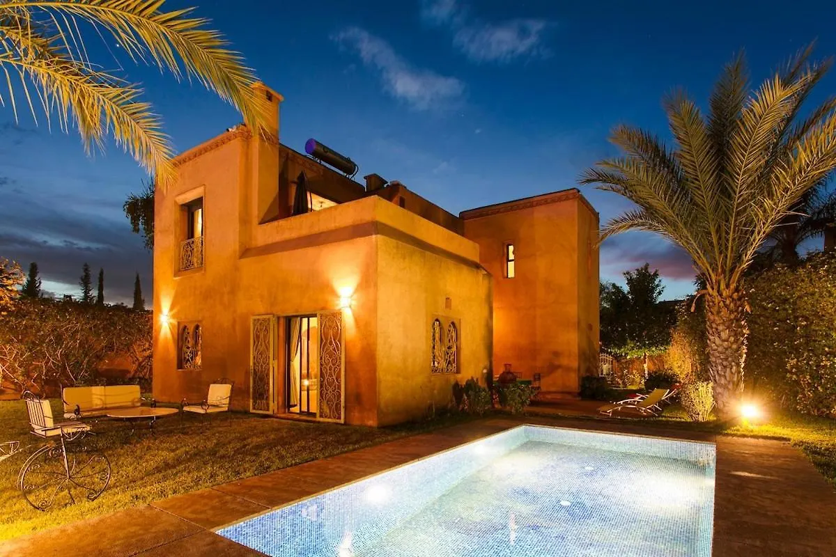 Your Traditional Marrakchi Villa مراكش