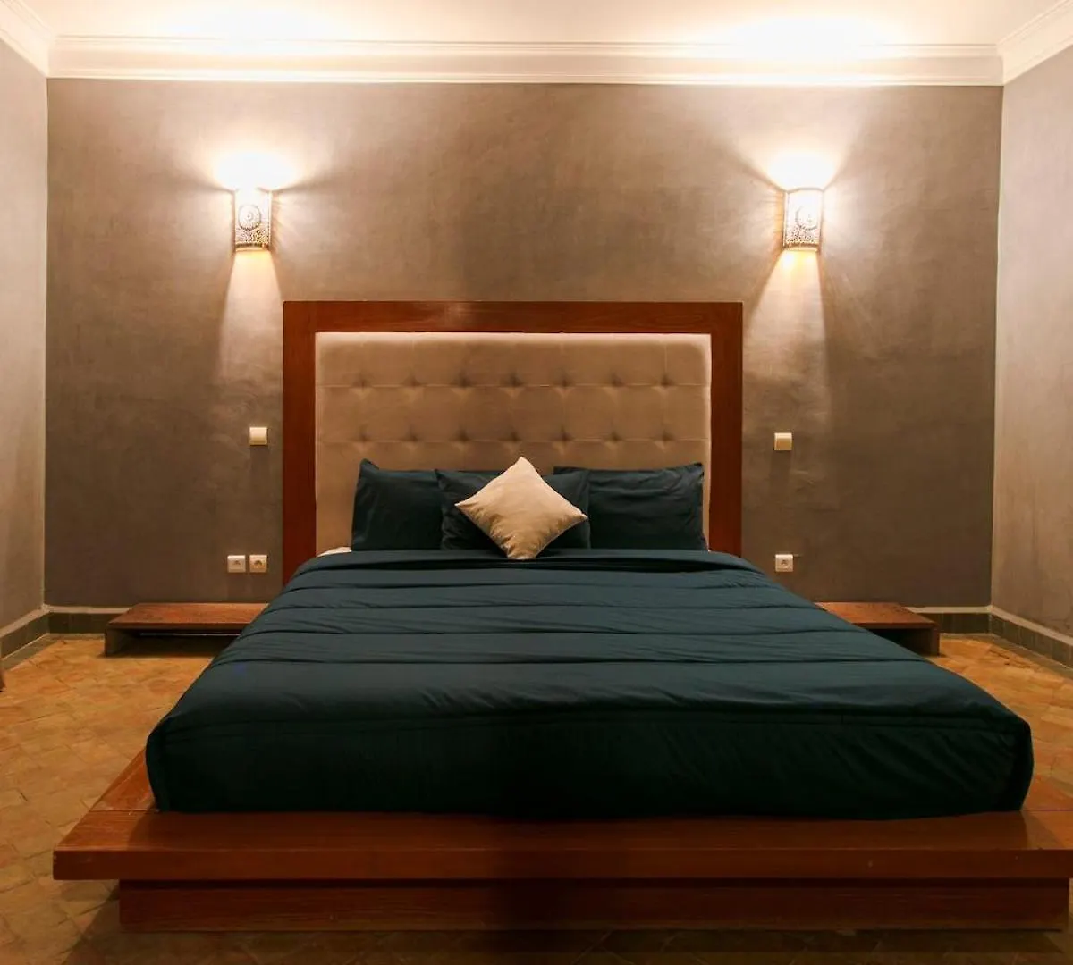 Your Traditional Marrakchi Villa مراكش